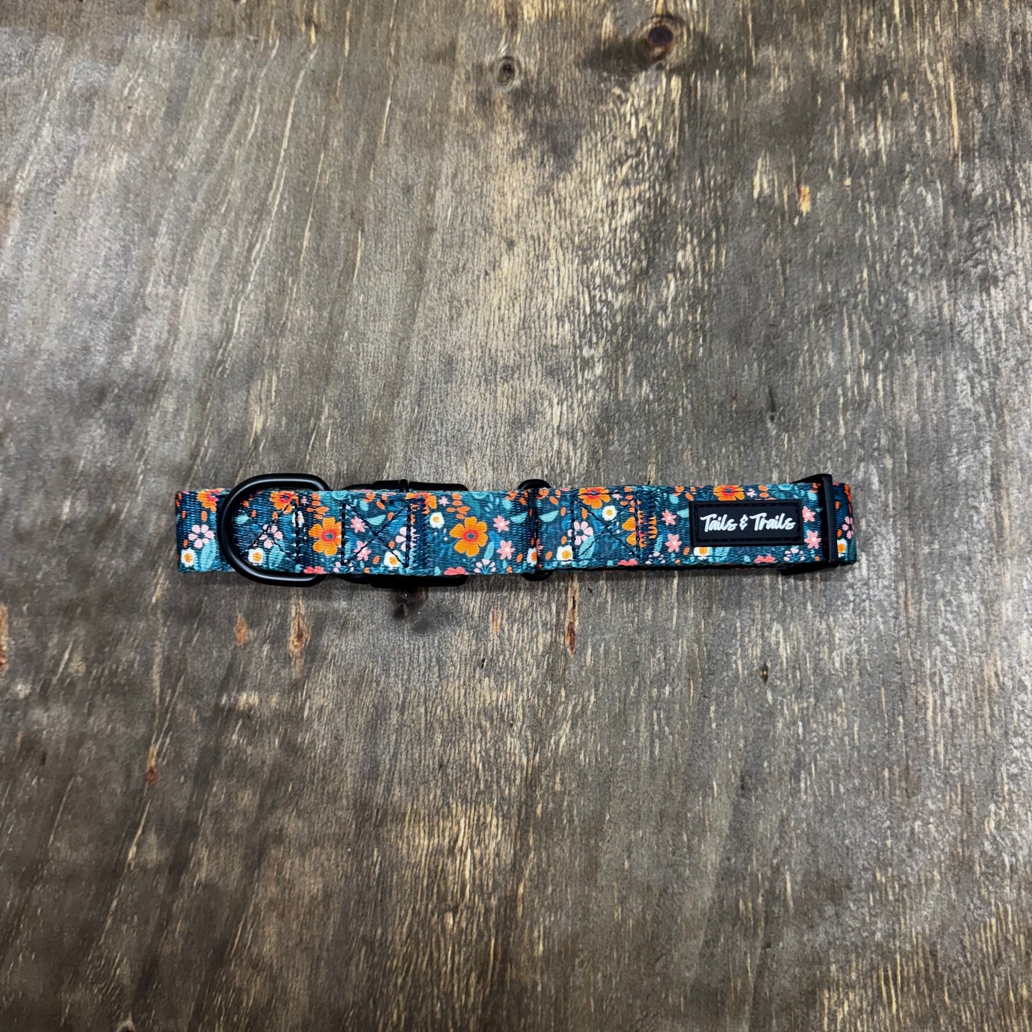 Martingale Floral Collar